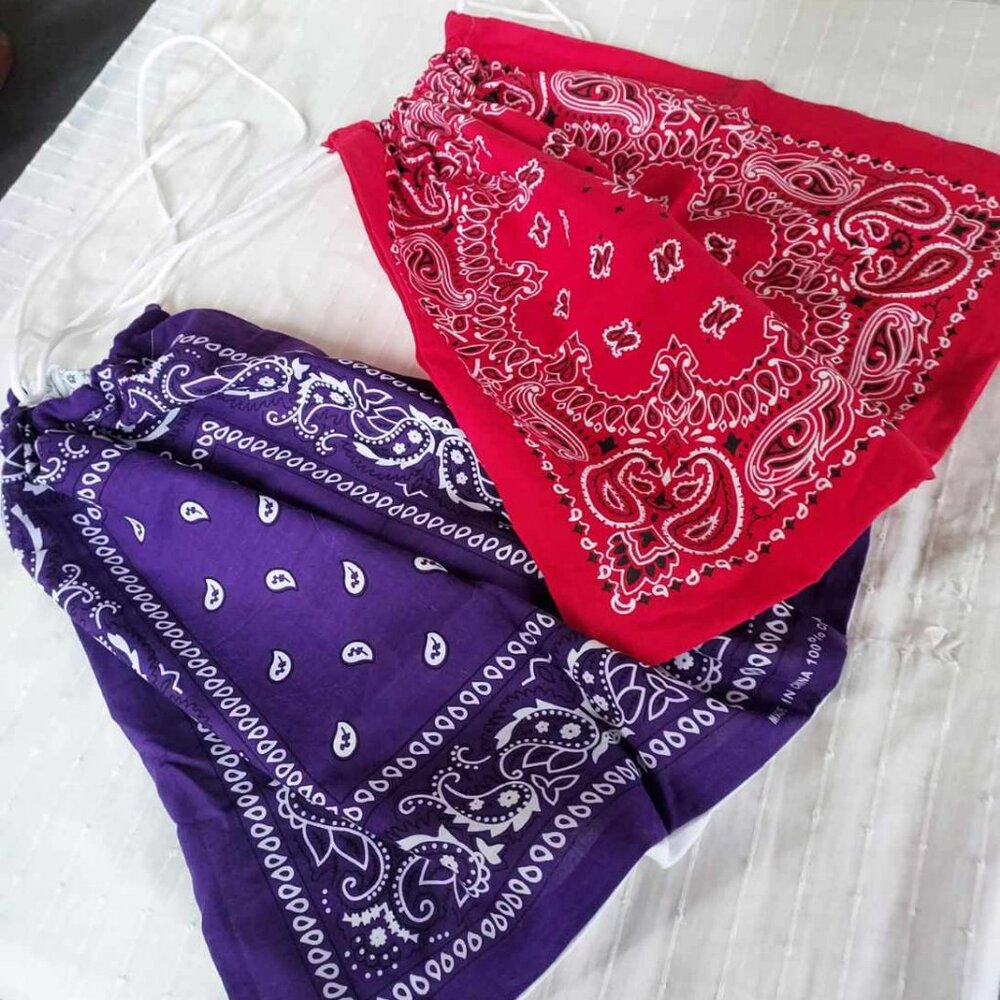 Set of 2 bandana drawstring carry bags